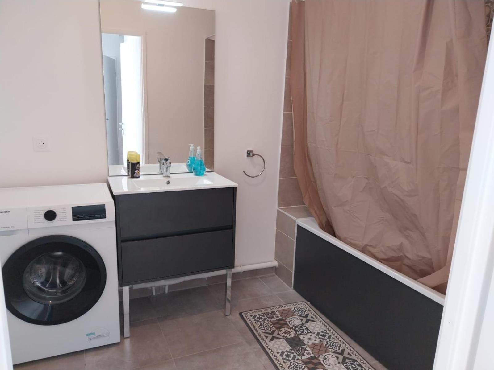 Thecalc Homes 2Bedroom+1Kitchen Sartrouville Kültér fotó